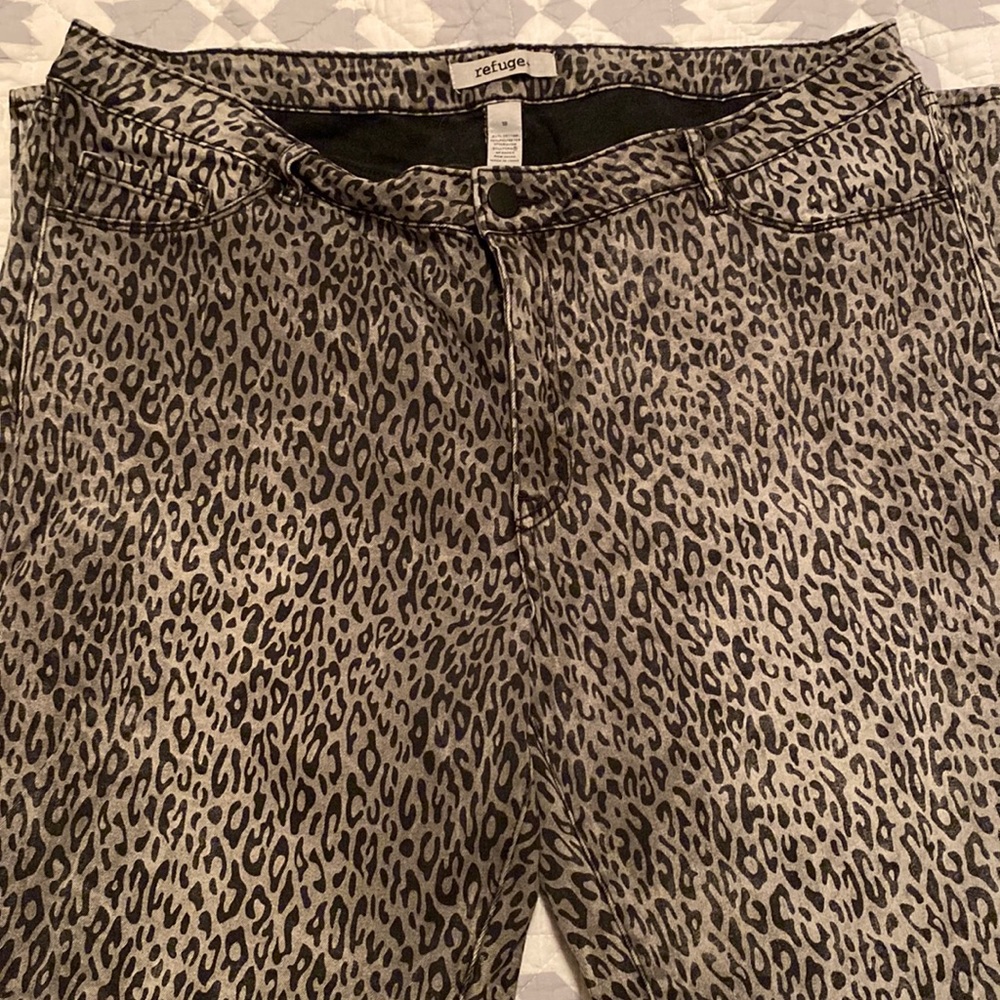 Refuge Jeans